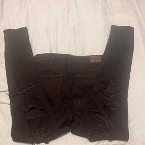black distressed american eagle jeans